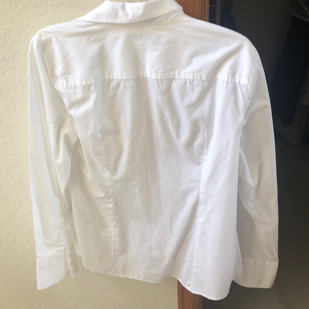 Button up top - Picture 2 of 2